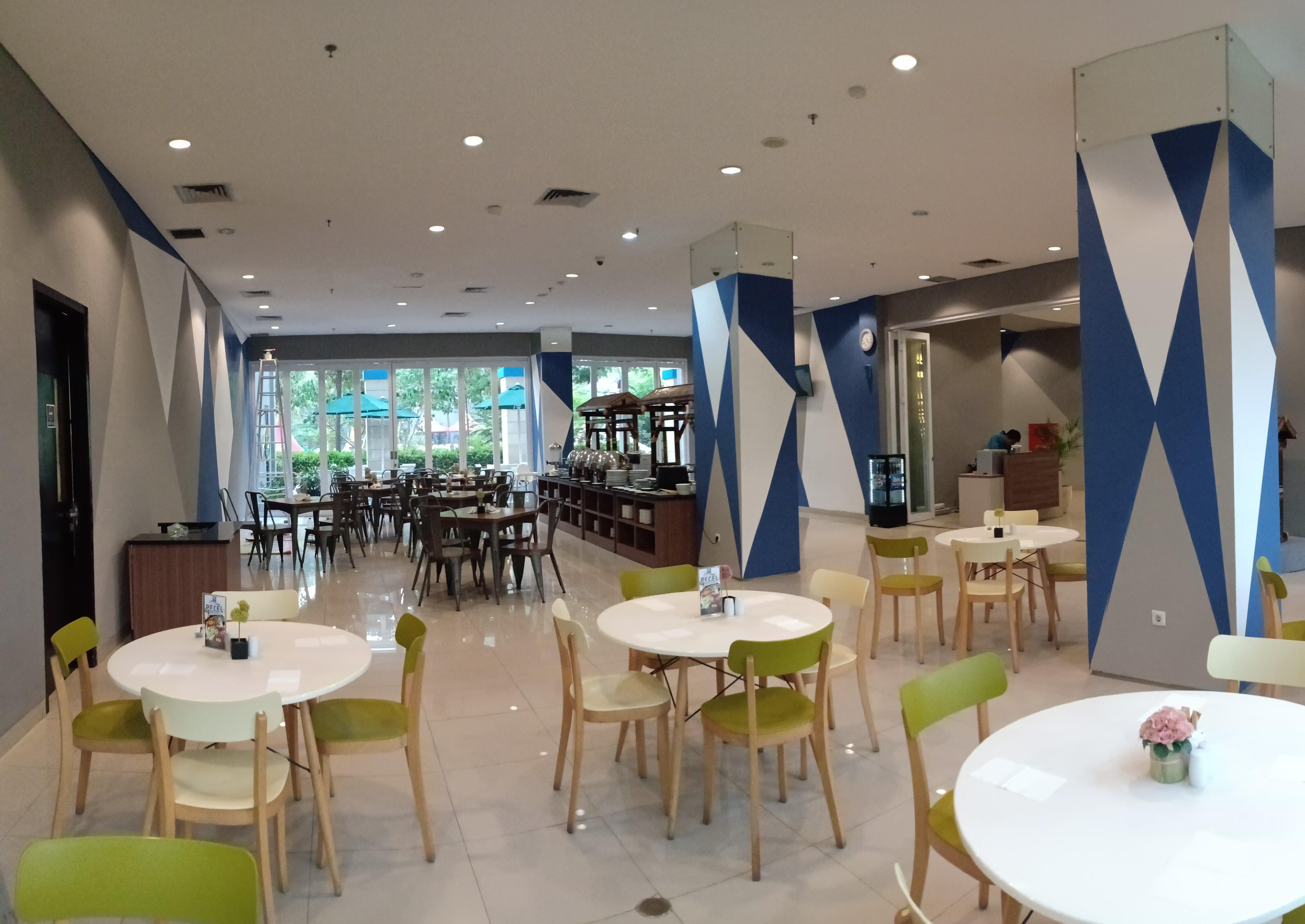 Ibis Budget Cikarang Festival Bekasi Exterior photo