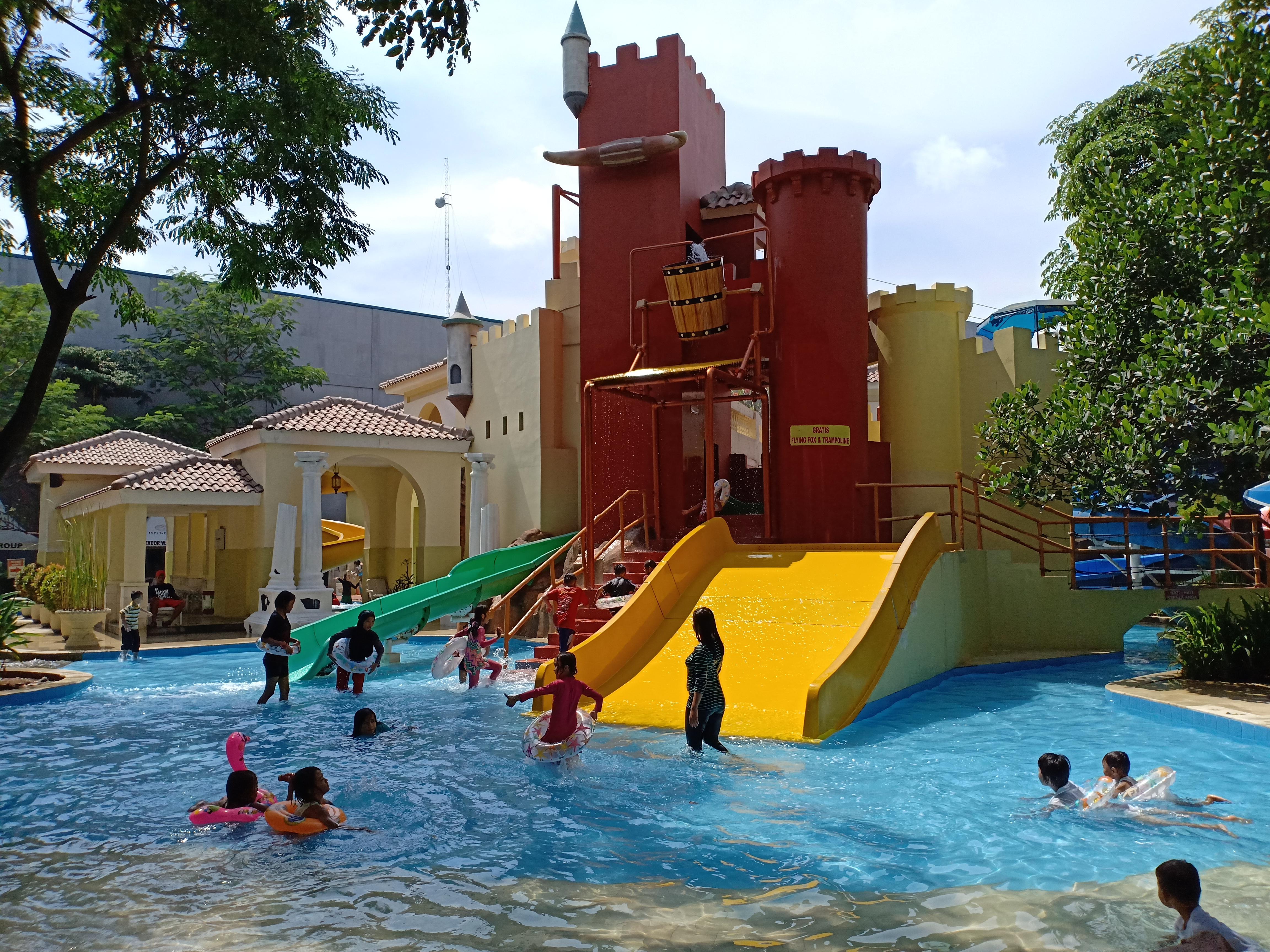 Ibis Budget Cikarang Festival Bekasi Exterior photo
