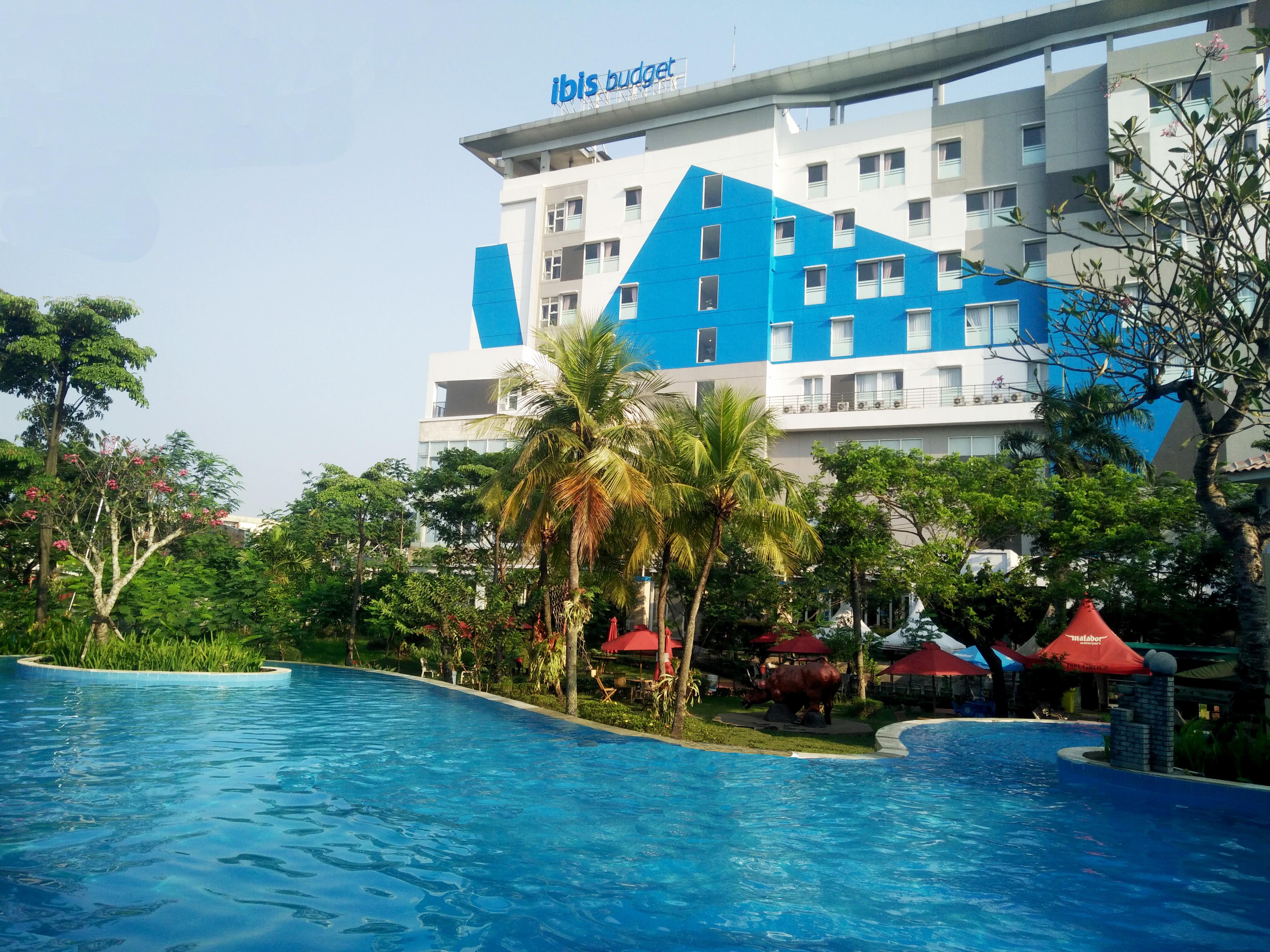 Ibis Budget Cikarang Festival Bekasi Exterior photo