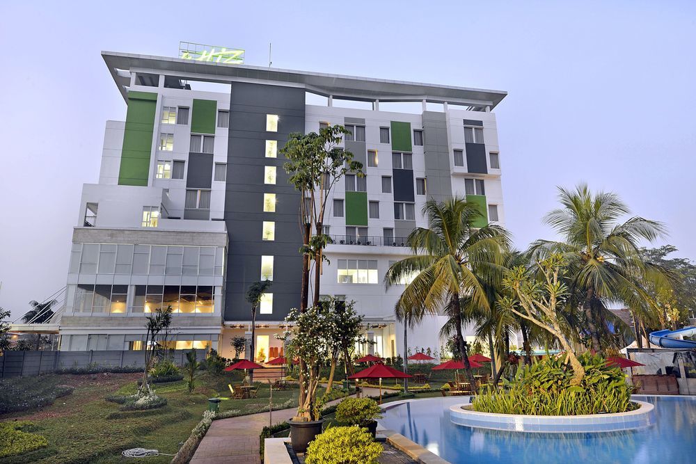 Ibis Budget Cikarang Festival Bekasi Exterior photo
