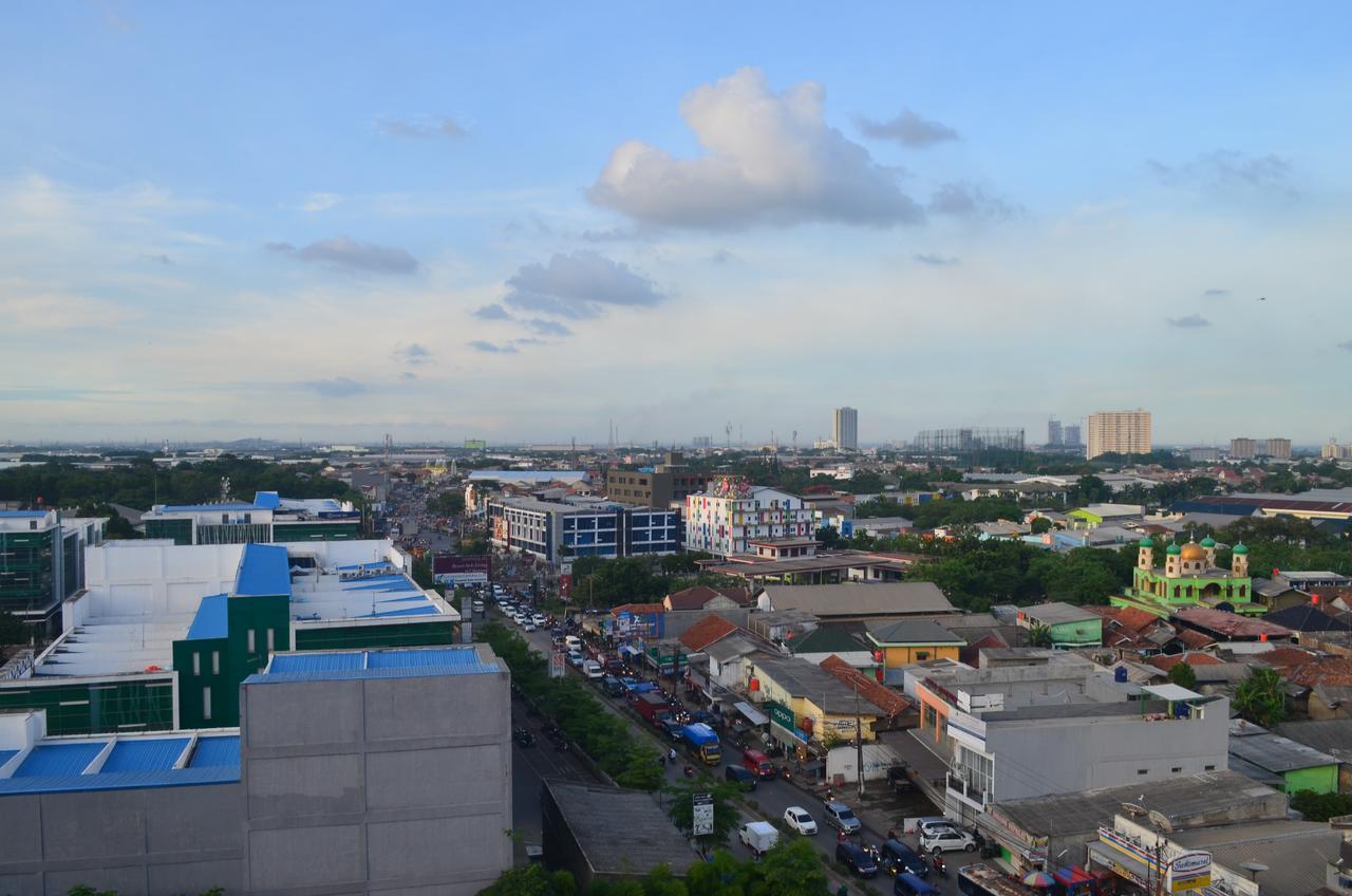 Ibis Budget Cikarang Festival Bekasi Exterior photo