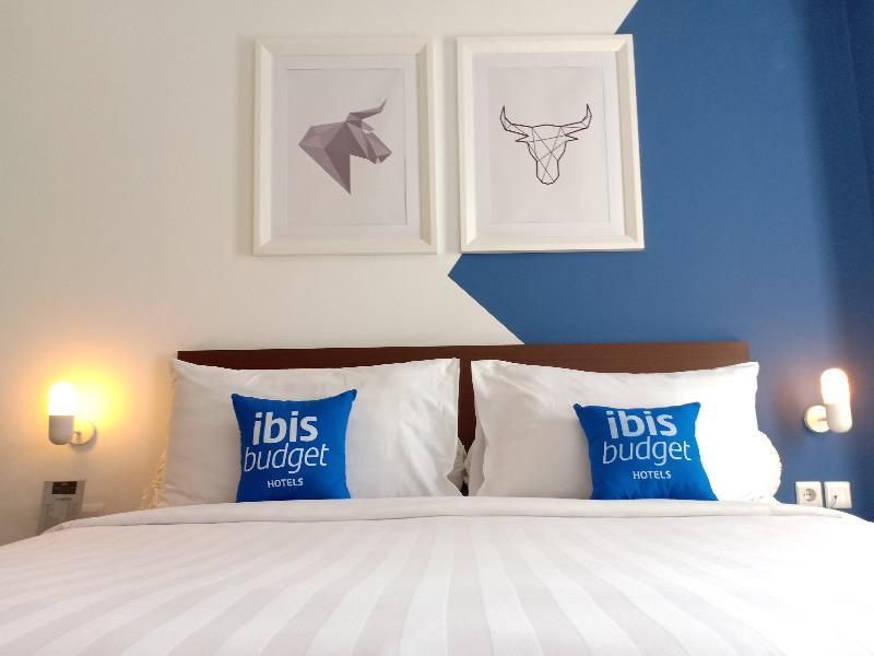 Ibis Budget Cikarang Festival Bekasi Exterior photo