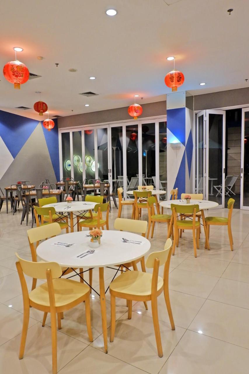Ibis Budget Cikarang Festival Bekasi Exterior photo